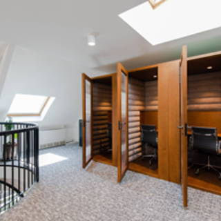 Bureau privé 36 m² 9 postes Coworking Rue de Stockholm Paris 75008 - photo 13